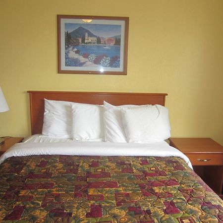 Knights Inn Santa Cruz Kültér fotó