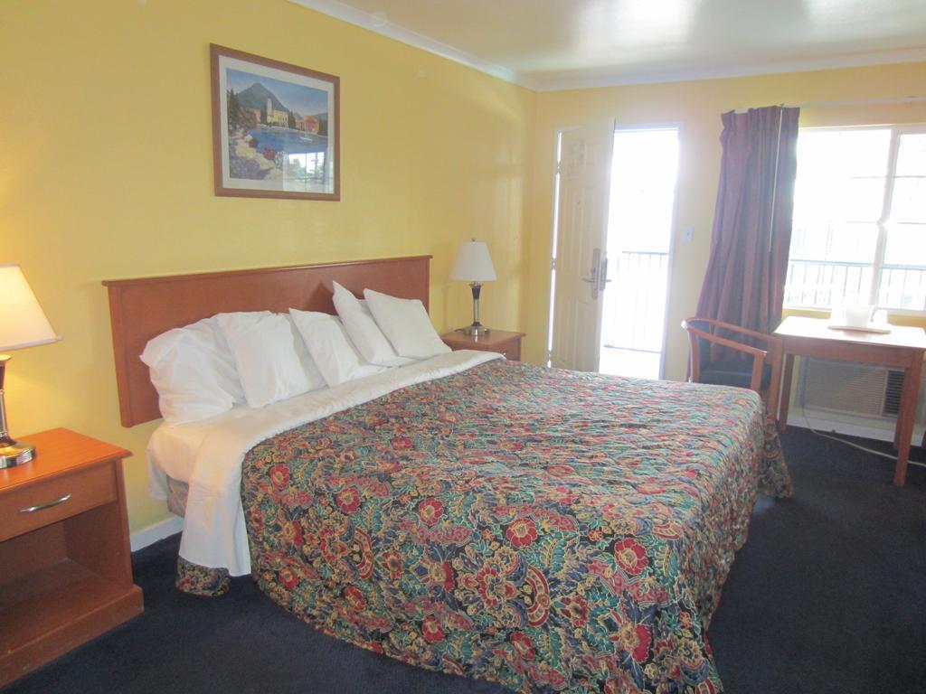 Knights Inn Santa Cruz Kültér fotó